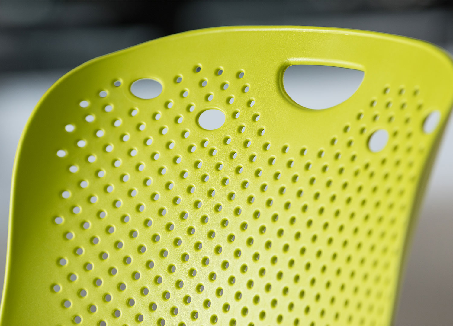 Luzent Chair + Accessories