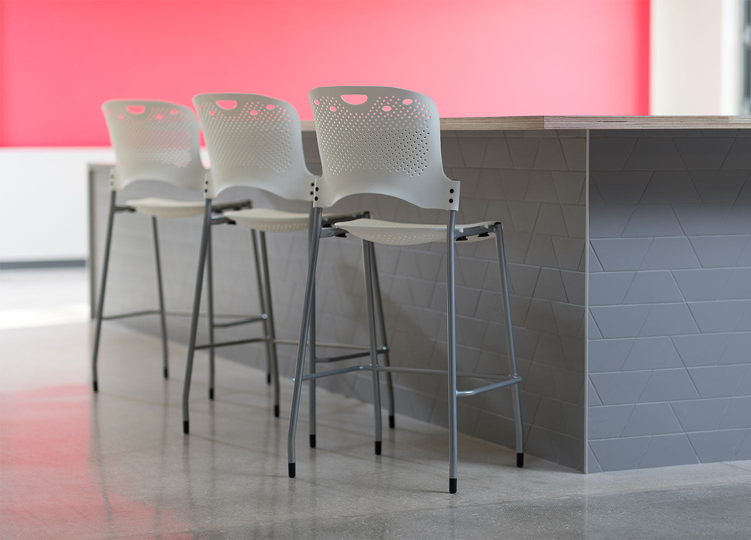 Luzent Stool