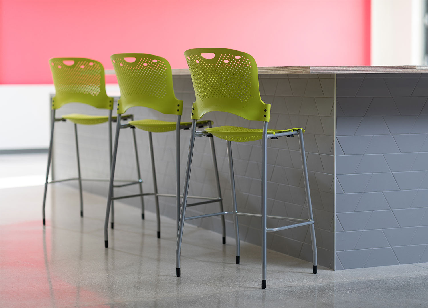 Luzent Stool