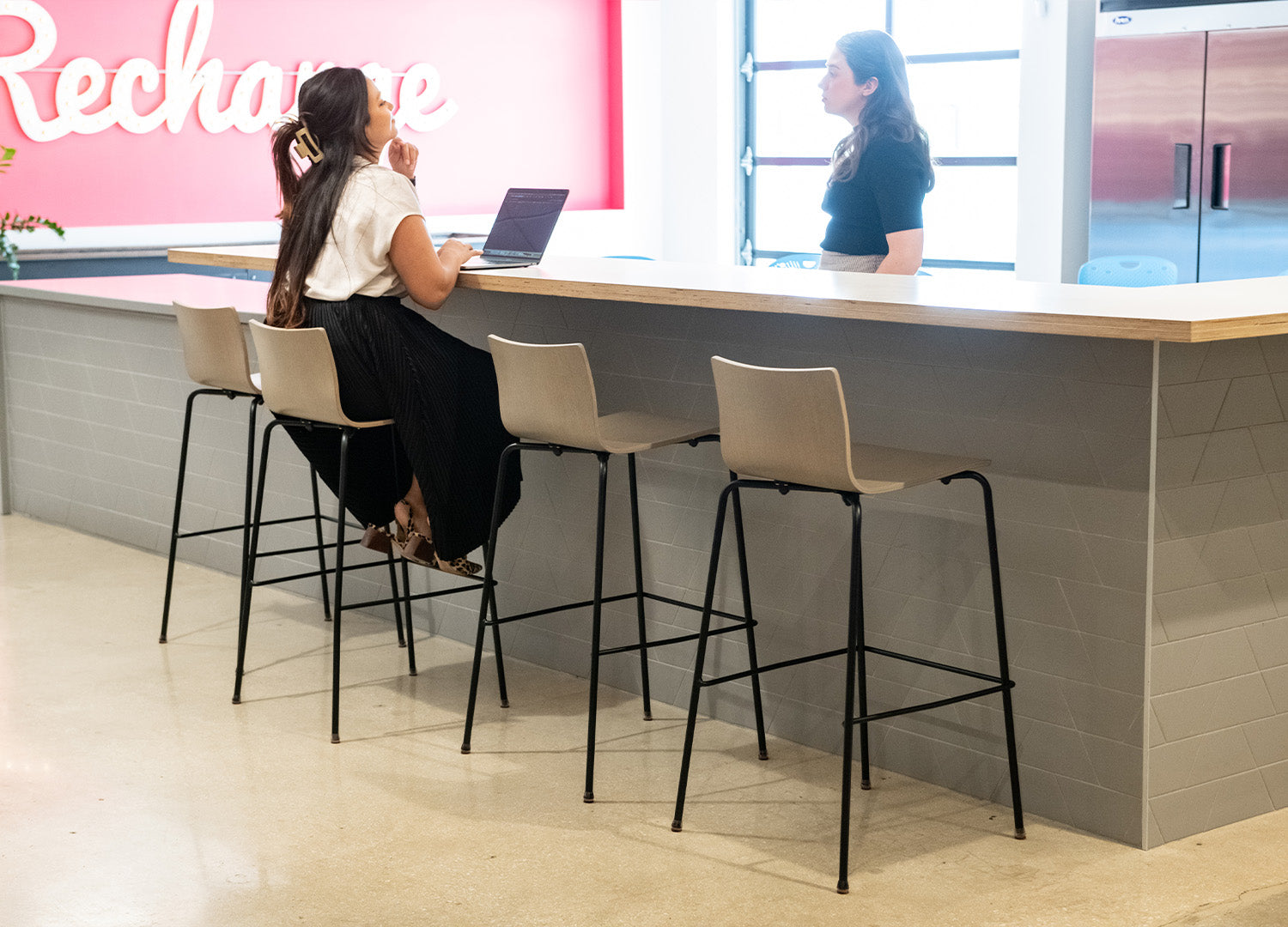 Contempo Barstool