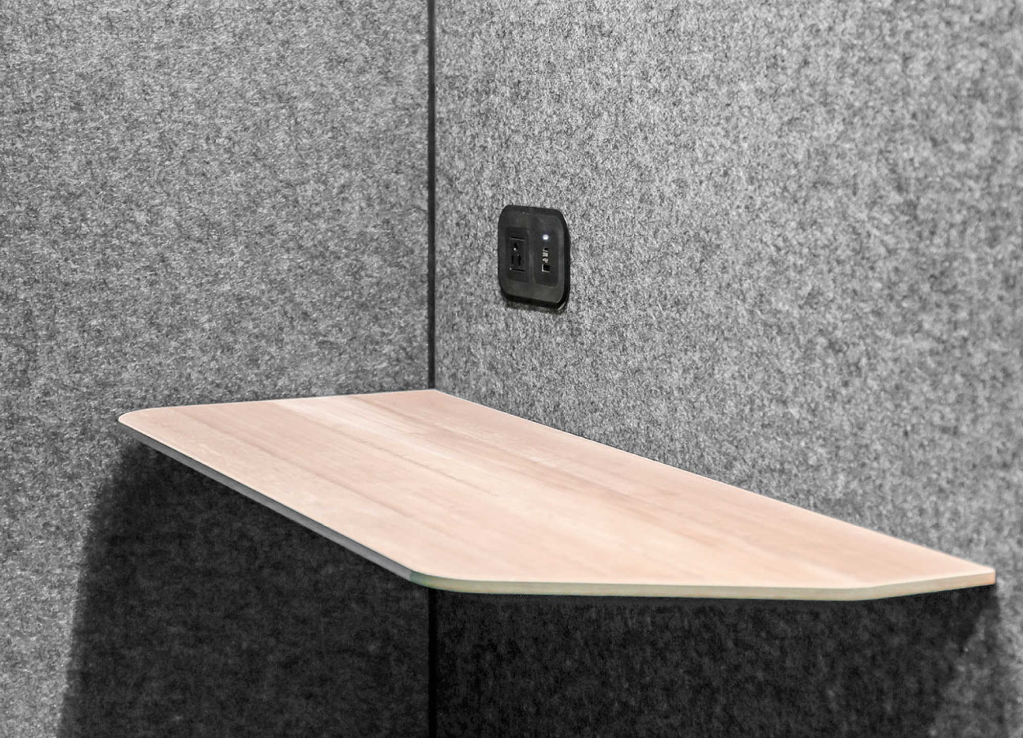 FLEX Essential Phone Booth