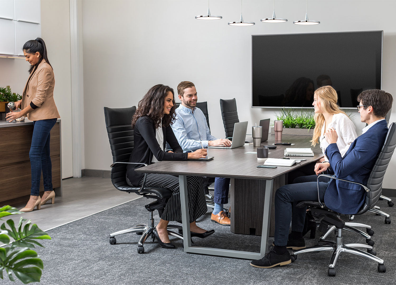 42" x 72" Conference Room (Seats 6)