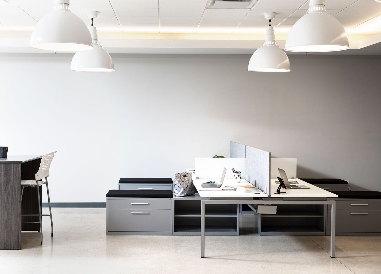 30" Jot Desk Bundle - Pod of 2