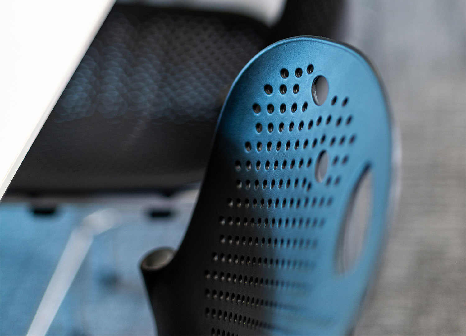 Luzent Chair + Accessories