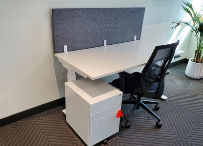 Think Desk (sit to stand)