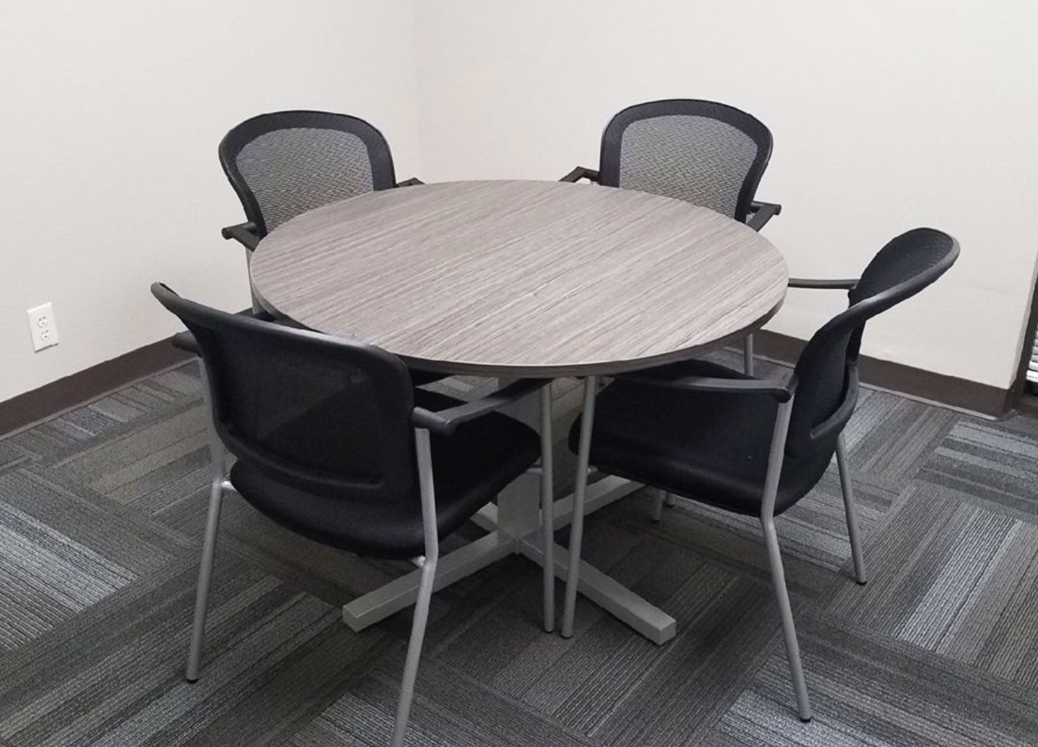 Meshla Guest Chair